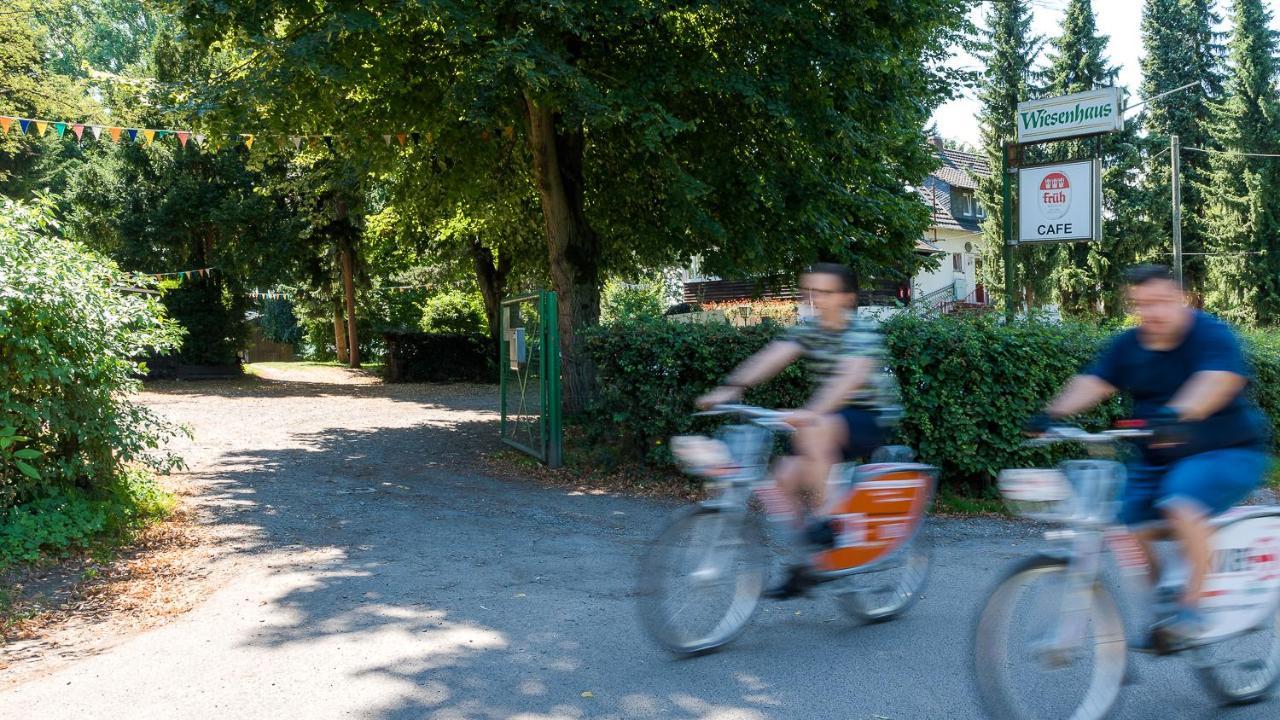 Das Wiesenhaus: Wohnen Direkt Am Rhein Cologne Exterior photo